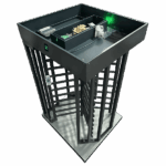 Torno de altura completa con doble habitáculo de todo el sistema de control, aportando ese mayor nivel de seguridad al contar con doble puerta.