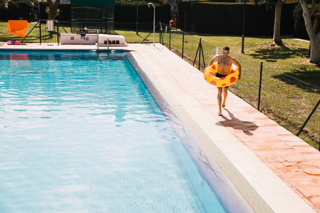 control de acceso para piscinas