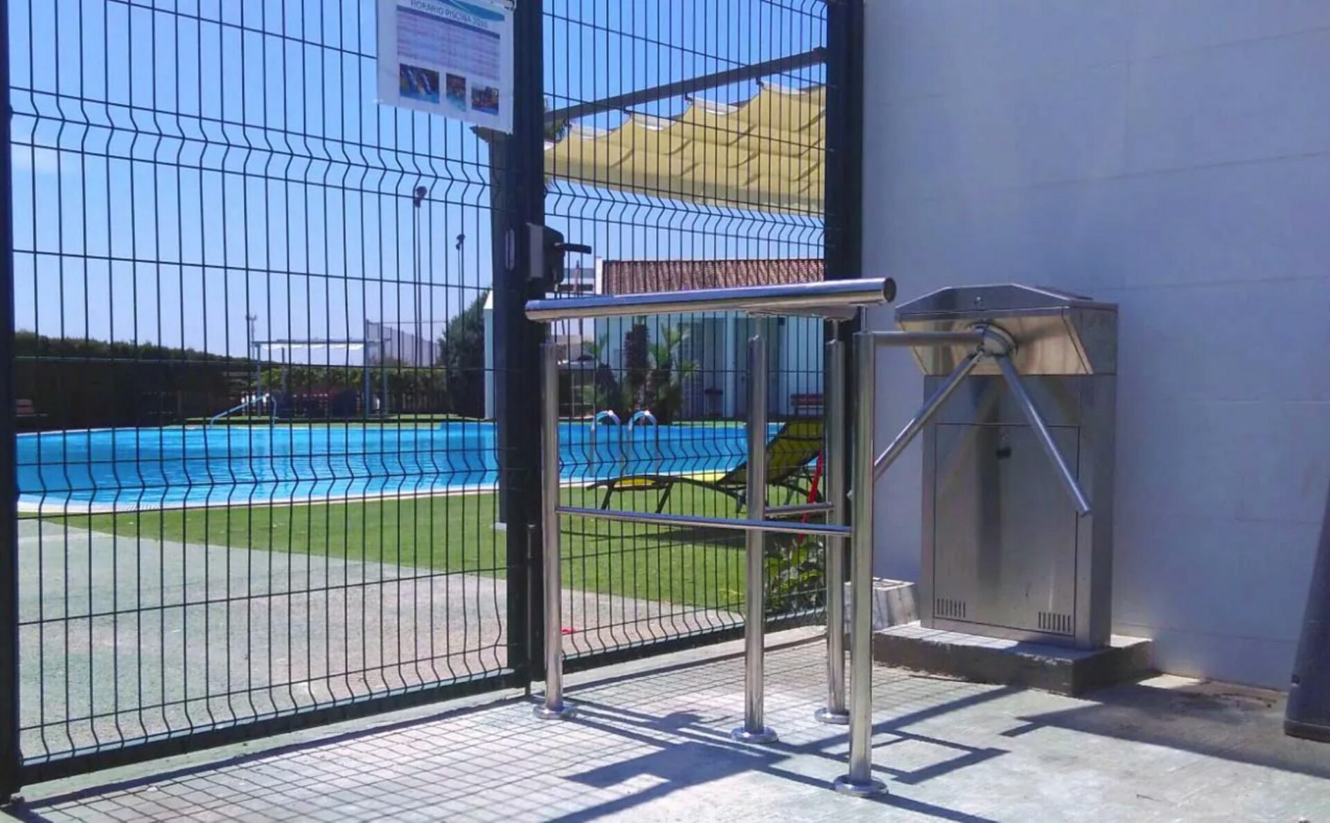 control de acceso para piscinas